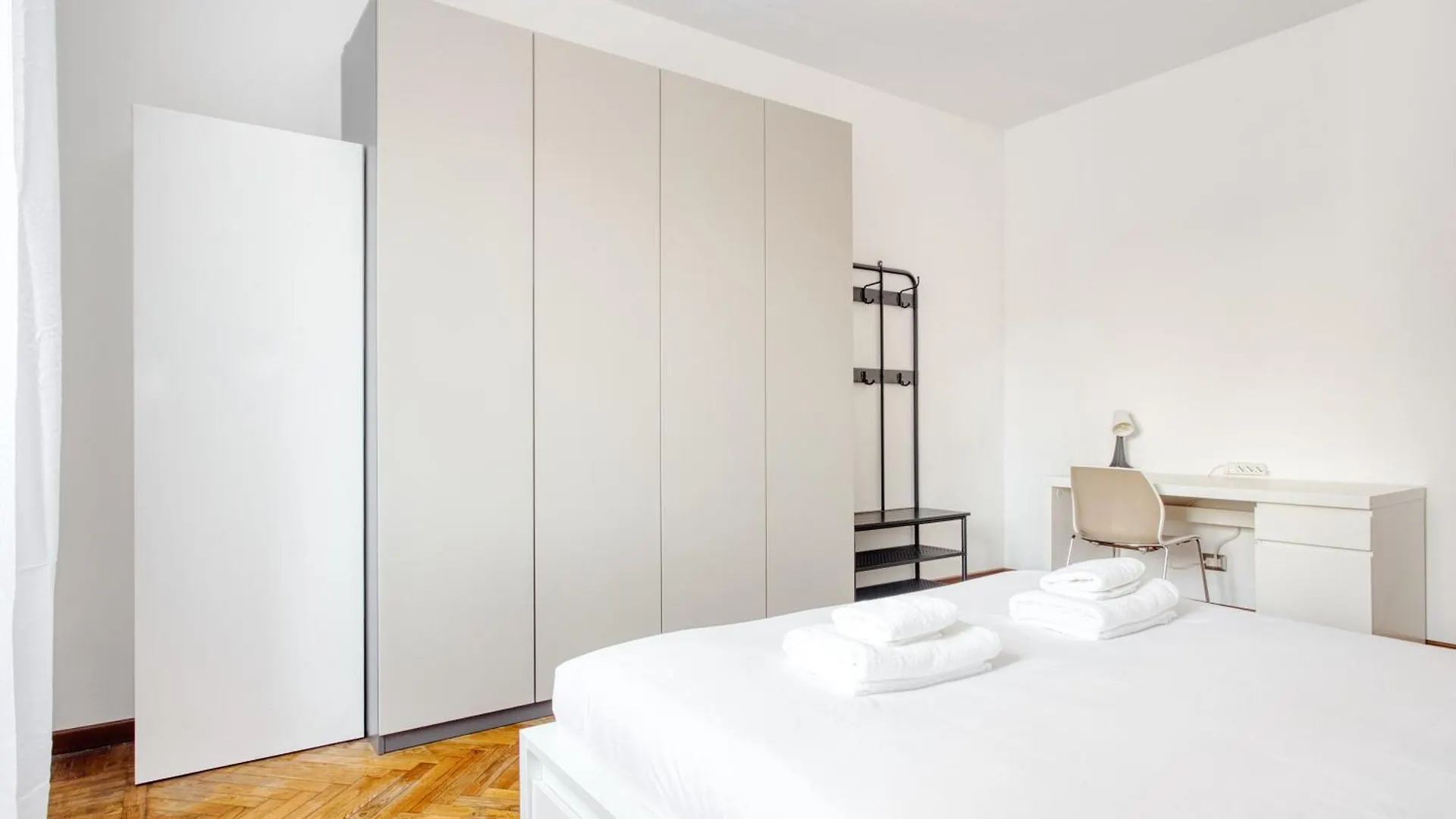 Bright And Comfortable Flat Solari Area Mailand Italien