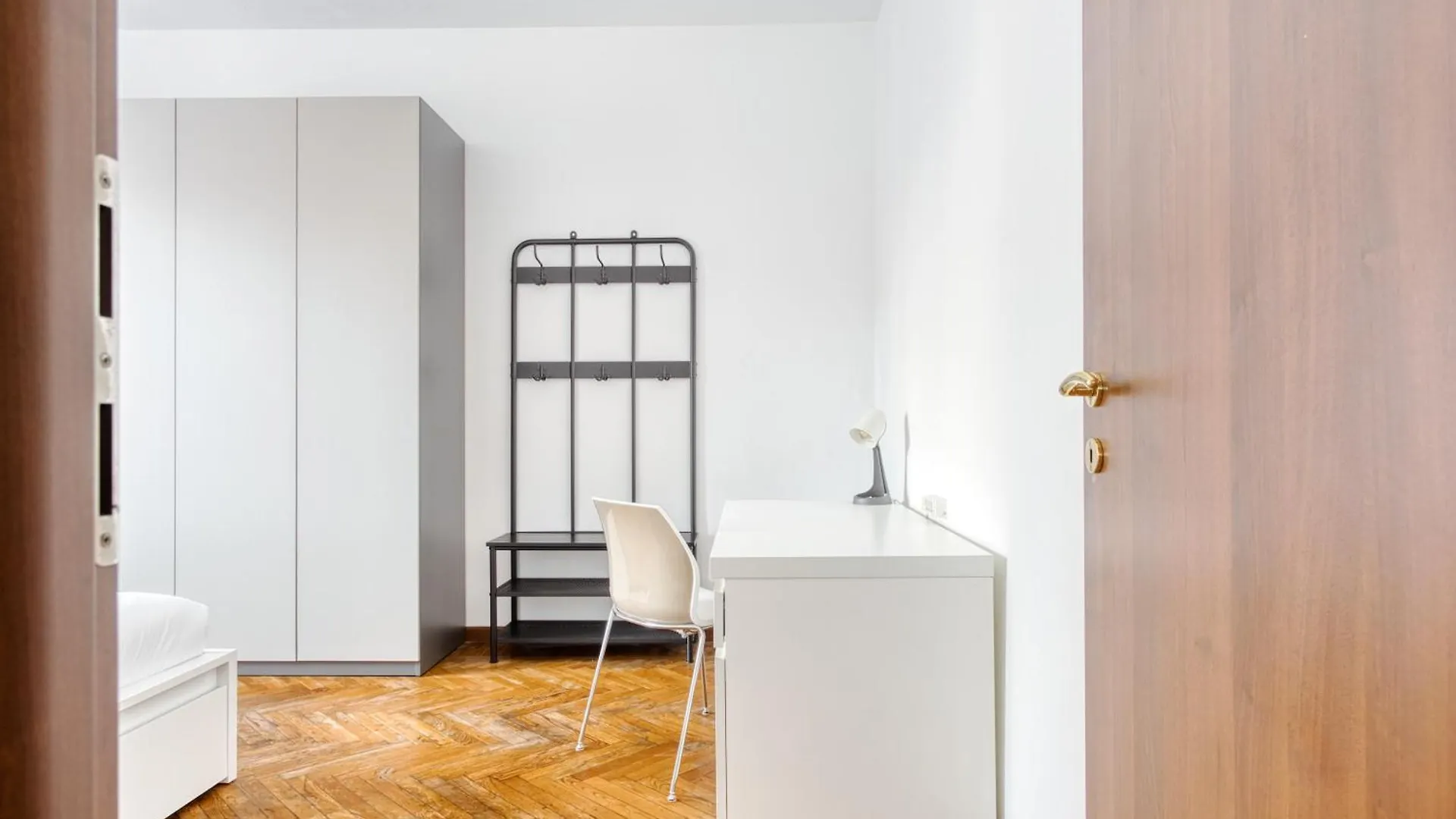 Apartment Bright And Comfortable Flat Solari Area Mailand Italien